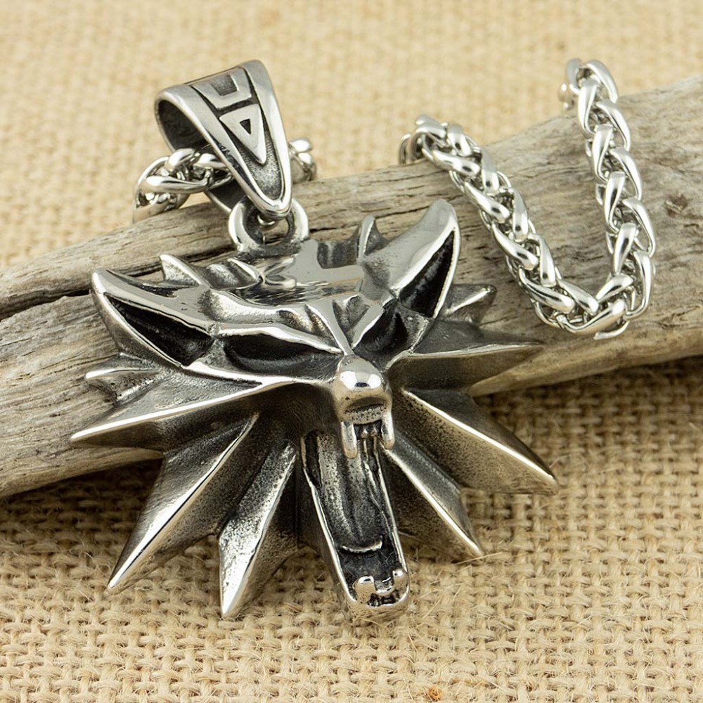 Wildman Hunting & Outdoor Robertson - Collier avec pendentif tête de loup